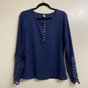 Lace sleeve detail, long-sleeved knit henley tee